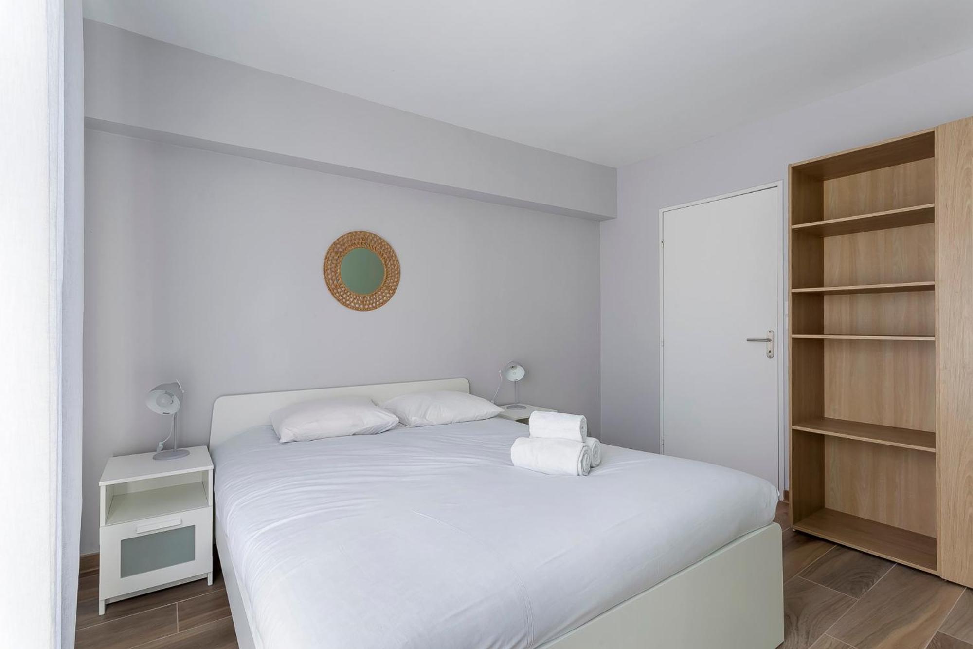 Suite Granges En Rez-De-Jardin Pour 4 Voyageurs Lyon Exterior photo